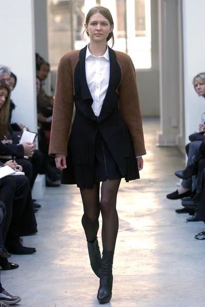 Look 25
